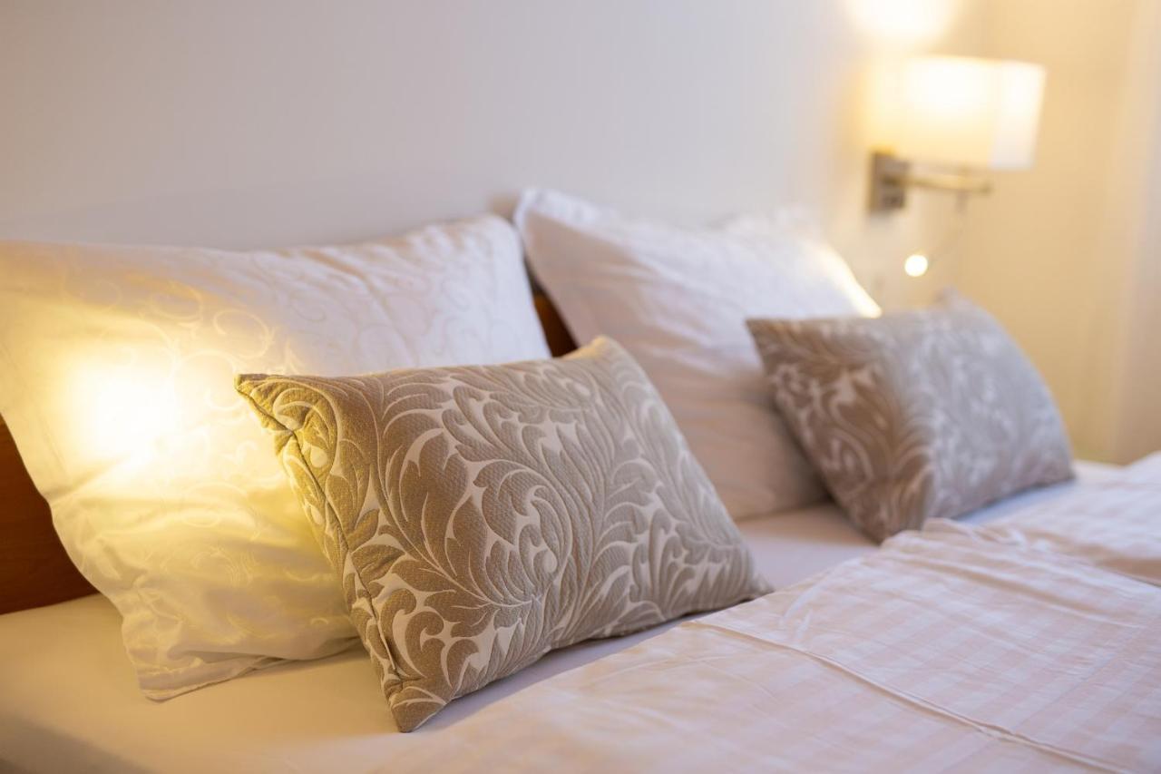 Apartments Adria Danka Кърк Екстериор снимка
