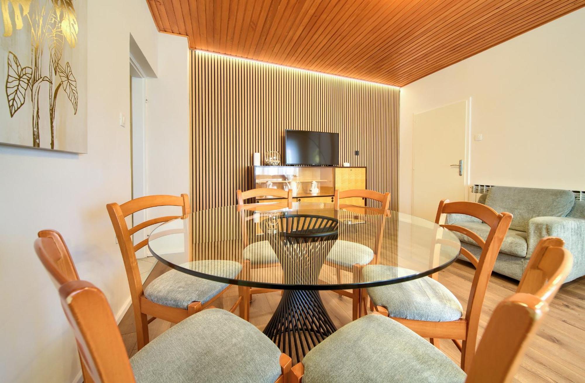 Apartments Adria Danka Кърк Екстериор снимка